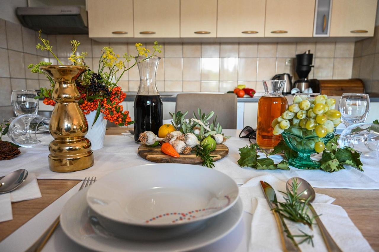 Holiday Home Donji Lepuri Lisičići Kültér fotó