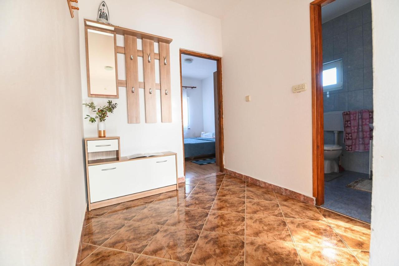 Holiday Home Donji Lepuri Lisičići Kültér fotó