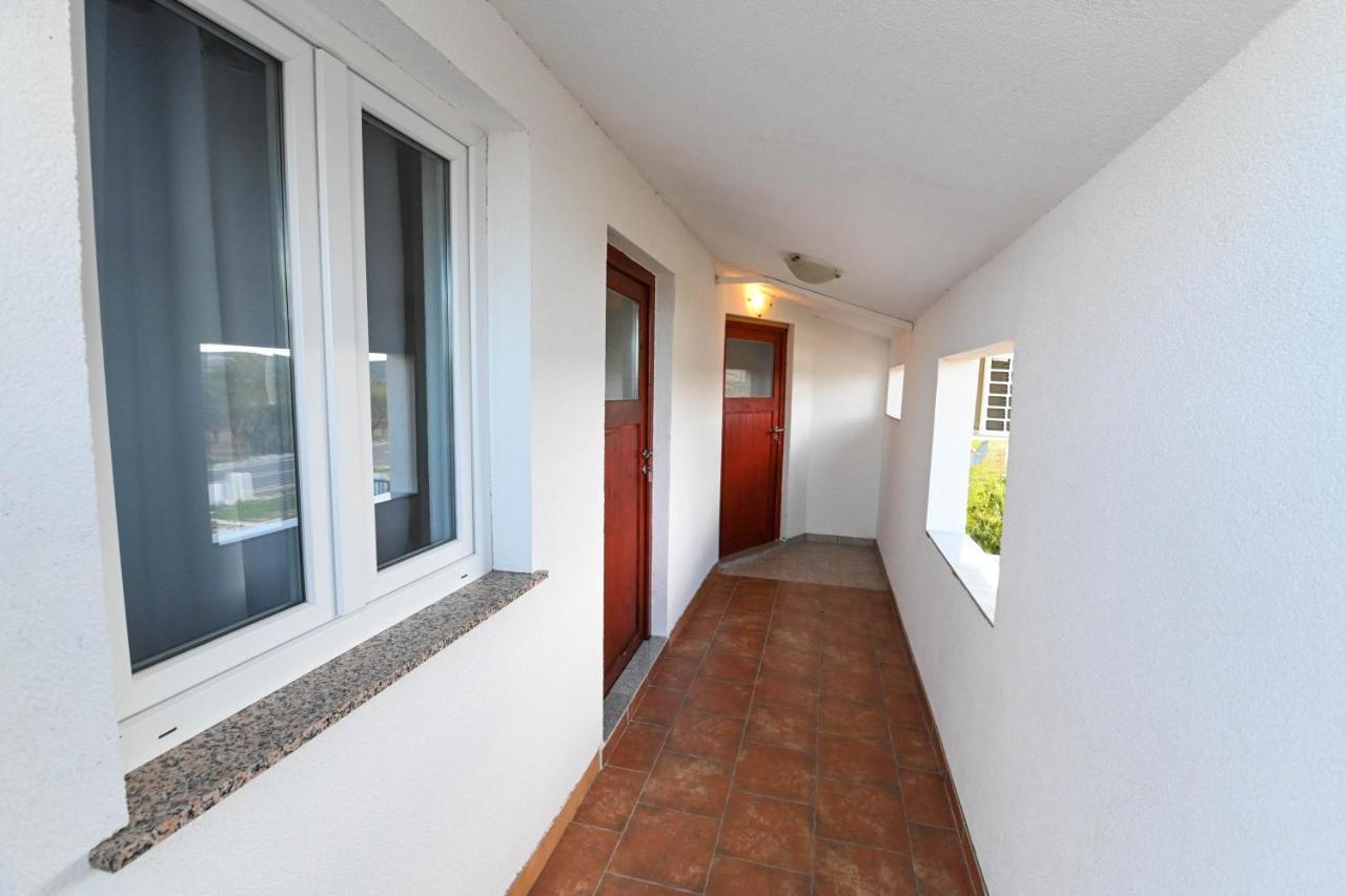 Holiday Home Donji Lepuri Lisičići Kültér fotó