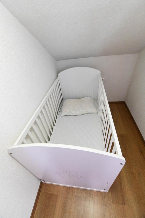 Holiday Home Donji Lepuri Lisičići Kültér fotó