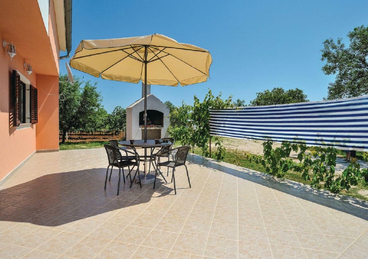 Holiday Home Donji Lepuri Lisičići Kültér fotó
